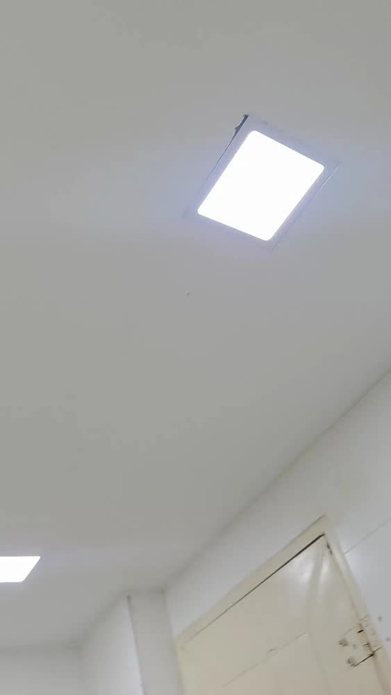 foto de Kit 3 Painel Led Plafon Aluminio Super Slim Embutir 18w 3000k Branco Quente 22x22 Quadrado Espessura Fina Branco Cod: Alut190070-3 Alut By Avant