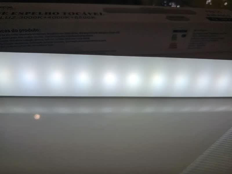 foto de Luminária Led Bastão Sem Fio Bancada Com Suporte Magnético Branco
