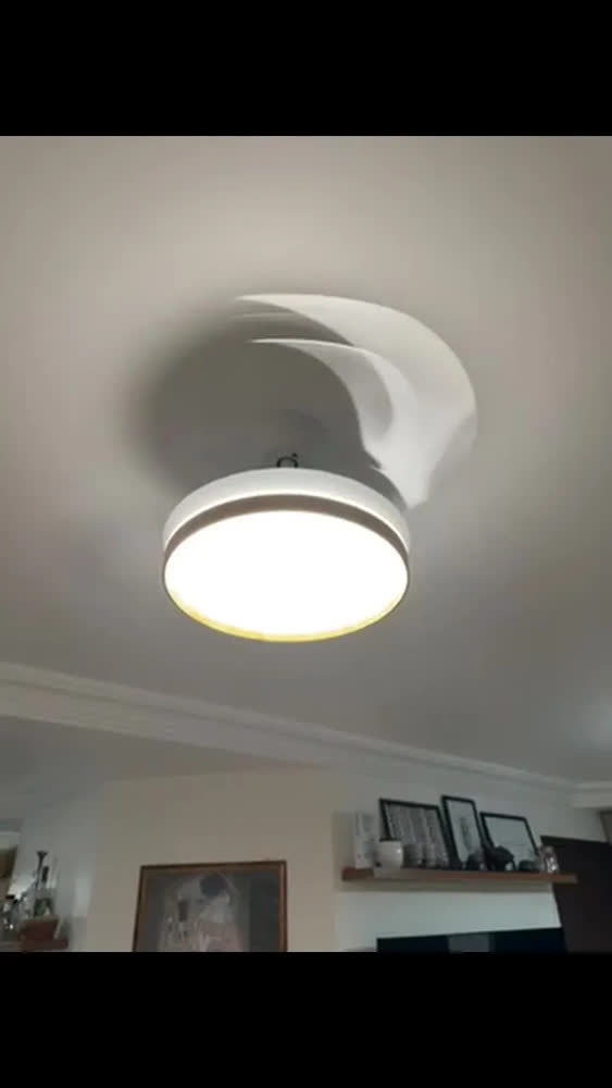 foto de Ventilador de Teto Silencioso Retrátil com Controle Remoto e Luminária LED Bivolt Motor DC Inverter, 6 Velocidades, 3 Cores, Reversão, Timer, 3 Pás Retráteis,36 Pol 92 cm Brightech