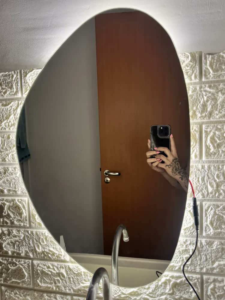 foto de Espelho Orgânico Lapidado Com Iluminação De Led 60x40cm Led Quente