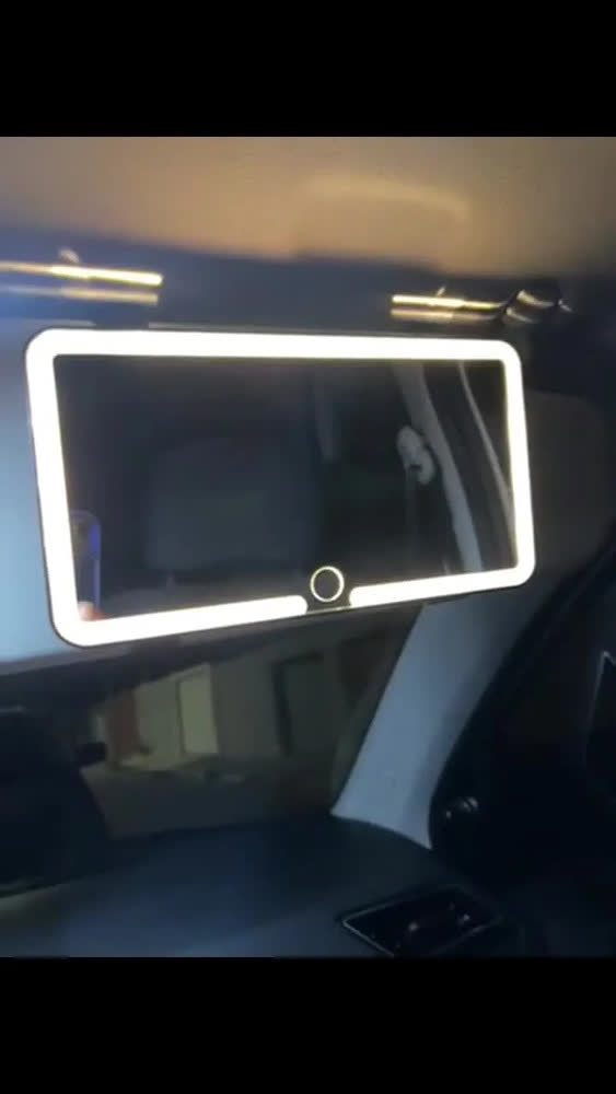 foto de Espelho Com Led Para Carro Maquiagem Recarregável 3 Cores