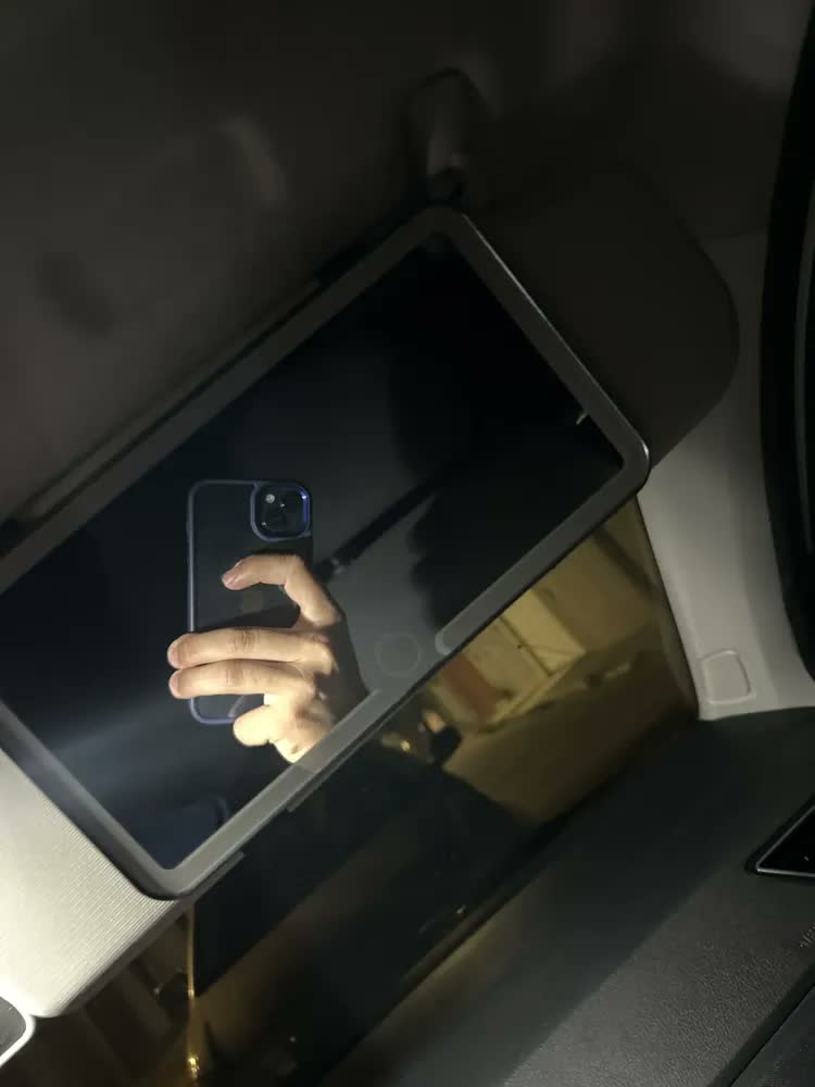 foto de Espelho Com Led Para Carro Maquiagem Recarregável 3 Cores