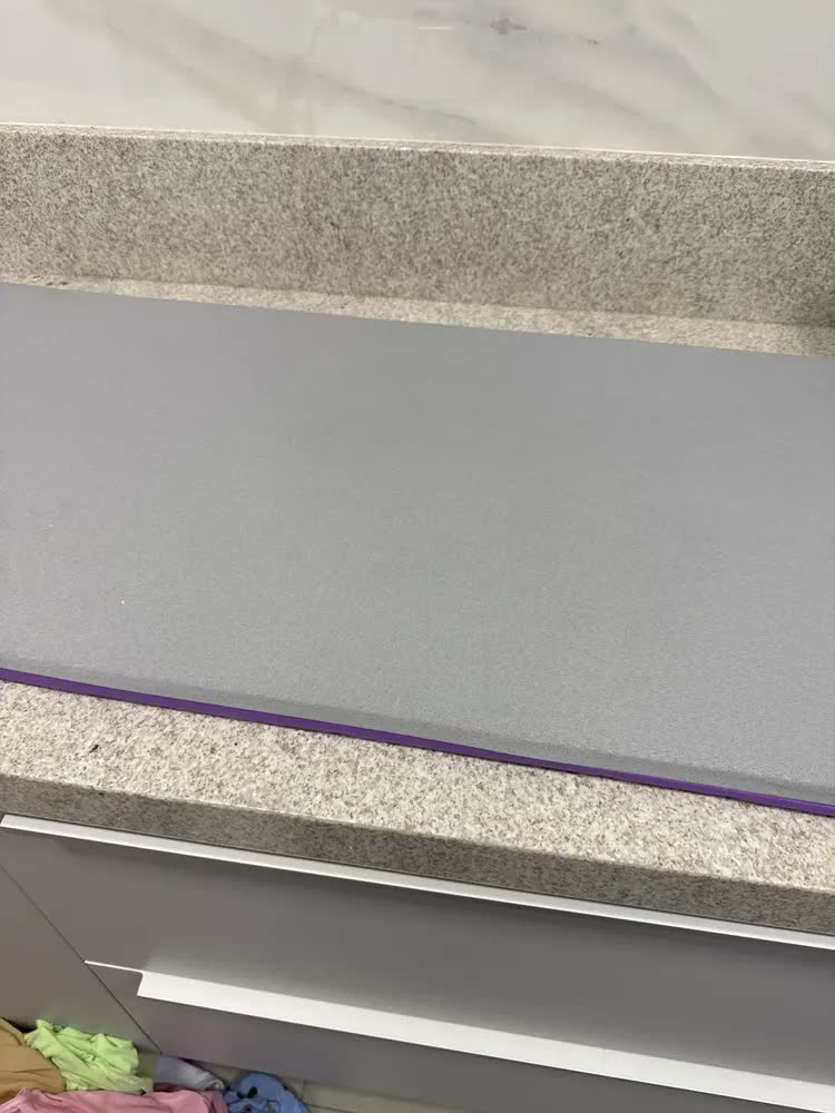 foto de Almofada Térmica Portátil Para Passar Roupas Tábua Compacta Cinza 90cmx46cm