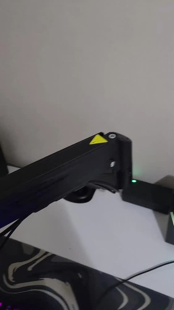 foto de Suporte RIOVA Para Monitores Articulado De Mesa Pistão A Gás 10-32