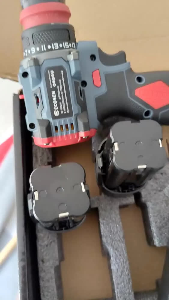 foto de Furadeira Com Chave De Fenda Brushless 16.8v - 2 Baterias