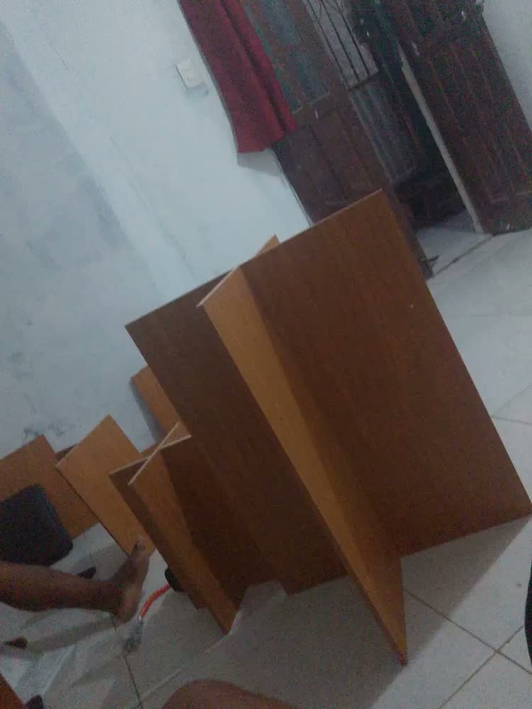 foto de Conjunto Kit Sala de Jantar Mesa Gabriela Quadrada Com 4 Cadeiras Design Moderno Compacto Cozinha Cor Freijó Black