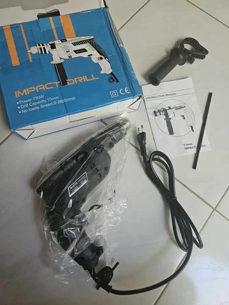 foto de Furadeira martelete parafusadeira elétrica de 13mm BELFFE FURDE650WBELFFE 650W + accesorio com função impacto furar concreto alvenaria 60Hz