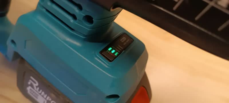 foto de Martelete Rotativo Rompedor Runport 21V Brushless SDS Plus 3.5J 1600W com 2 Baterias 6000mAh Furadeira de Impacto Sem Fio Kit Profissional