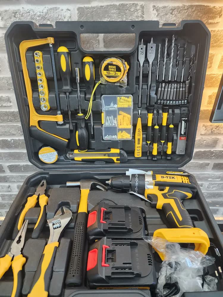 foto de Kit de Ferramentas 120 Peças Furadeira Parafusadeira Impacto 21V 35Nm Mandril 10mm 2 Baterias Maleta B-TEK BT-658 Jogo Profissional a Bateria Sem Fio Soquetes Brocas Bits Alicate Reparos Manutenção