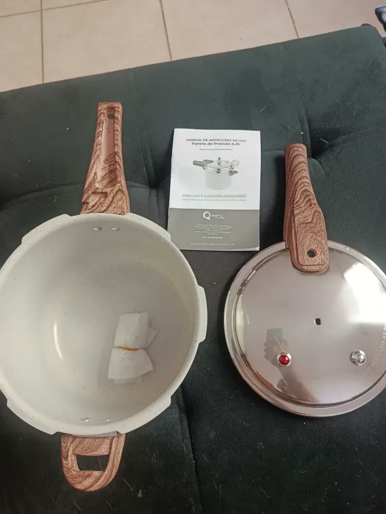 foto de Panela Pressão 4,2l Indução Cerâmica 4 Válvulas Segurança Cor Cinza Verona
