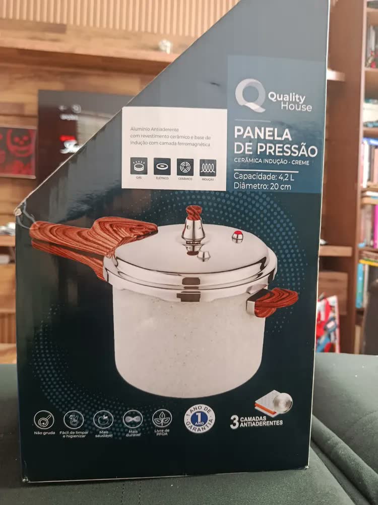 foto de Panela Pressão 4,2l Indução Cerâmica 4 Válvulas Segurança Cor Cinza Verona