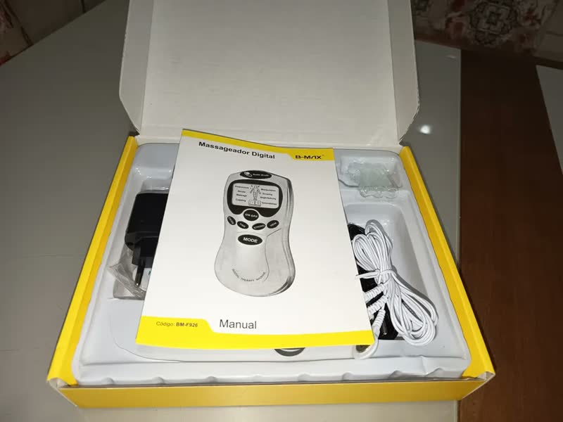 foto de Aparelho Fisioterapia Massageador Elétrico Digital Therapy Machine Acupuntura Portátil Tens Fes Eletroestimulador Alívio 127 220v