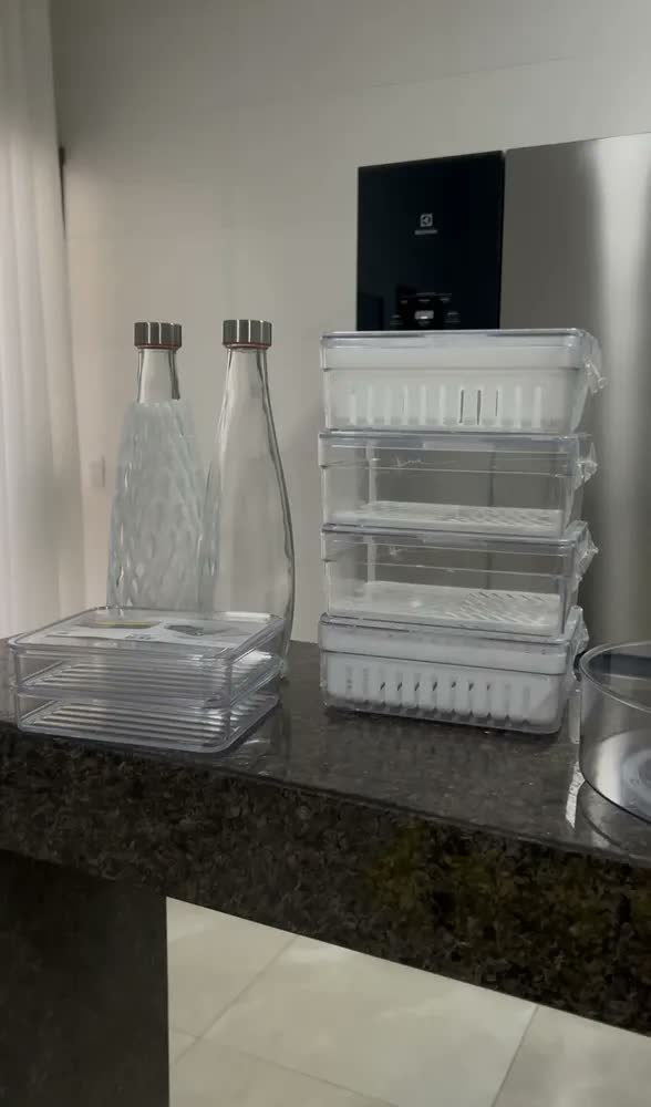 foto de Porta Frios Triplo Organizador Geladeira Acrílico Tampa Transparente