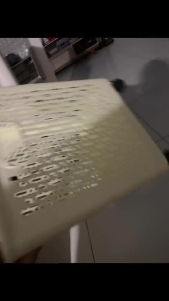 foto de Cesto De Roupa Suja Dobrável Com Alça Rodinhas Banheiro Branco Lisa