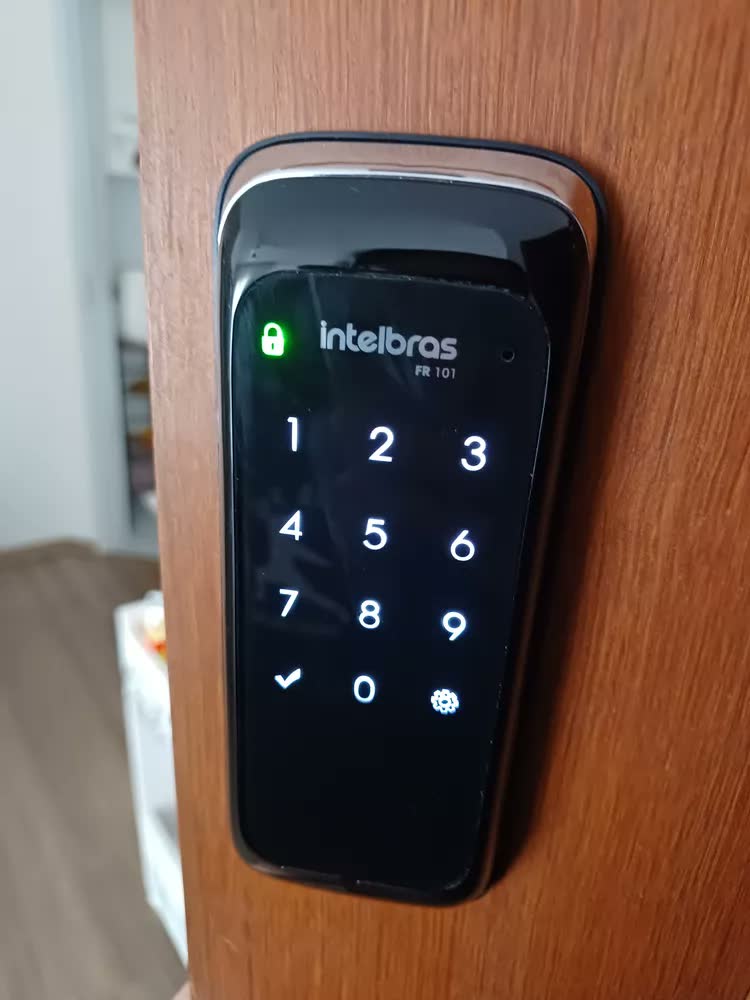 foto de Fechadura Digital Porta De Madeira Intelbras Fr101 Preto