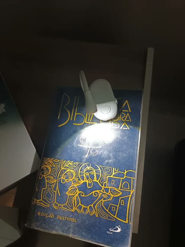 foto de Luminaria LED Para Leitura Recarregavel USB Clip Sem Fio Lampada LED Luz De LED Recarregavel Bateria Duravel Branco Frio Luminarias De Mesa
