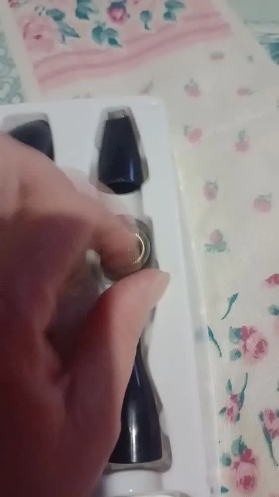 foto de Aparador de Pelos Elétrico 4 em 1 Recarregável USB Indolor Depilador Feminino Nariz Orelha Sobrancelha Rosto Bustos Virilha Axilas Barba Cabeças Removivel Portatil Premium Branco Black Raipe