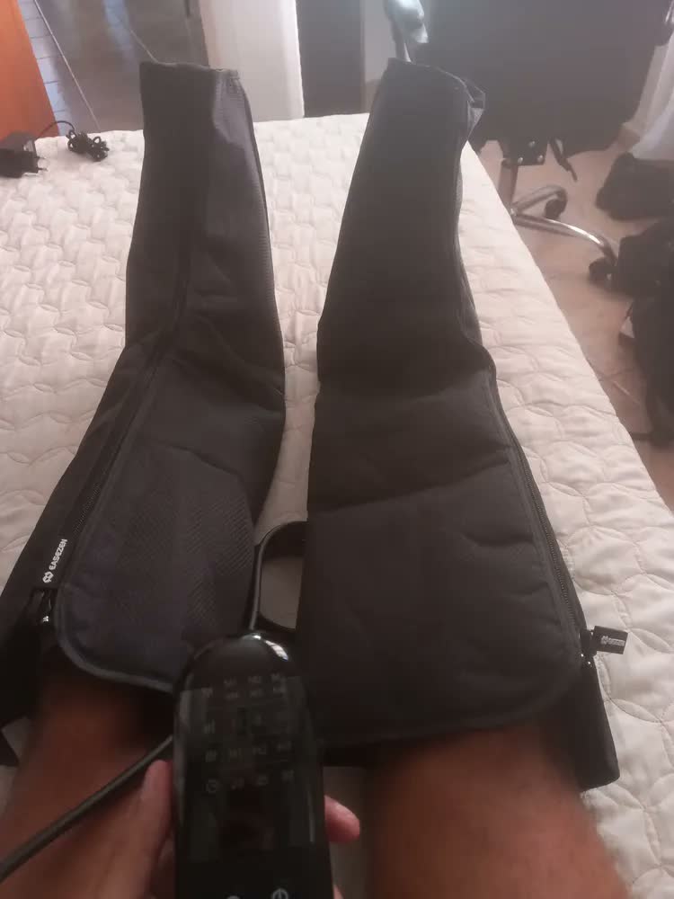 foto de Bota de Compressão Pneumática EASEZEN para Pés com Massagem e Terapia de Calor