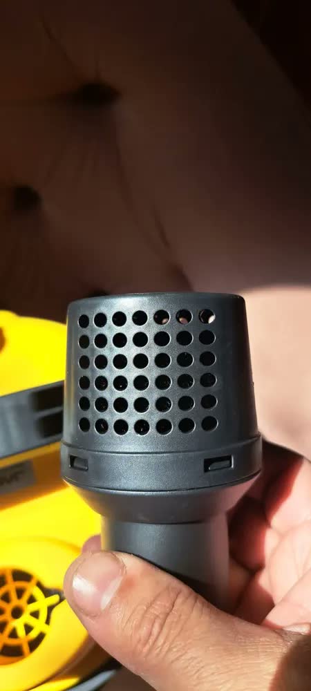 foto de JAGFOR Aspirador de Pó e Água 15L 3500W para Sólidos e Líquidos, Alta Potência e Sucção, Portátil para Casa, Carro, Oficina e Garagem