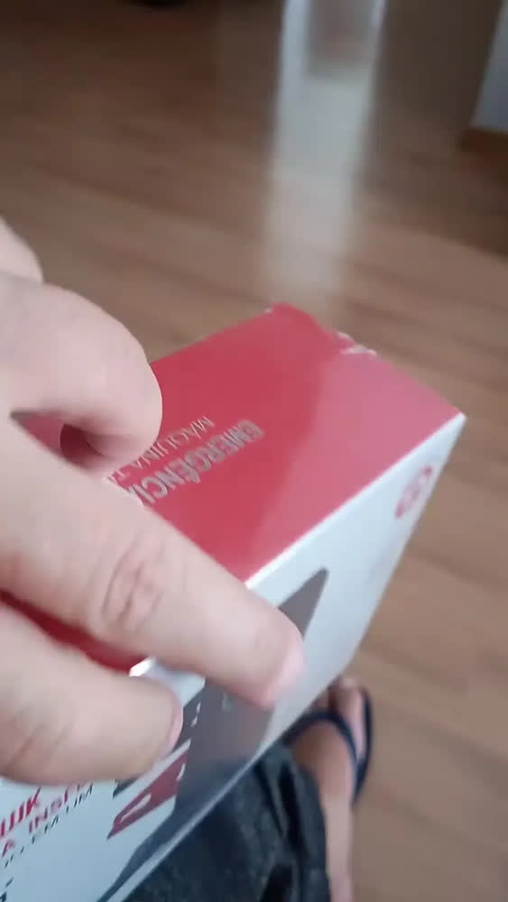 foto de Auxiliar de Partida e Compressor de Ar Portátil Melt Mind com Power Bank