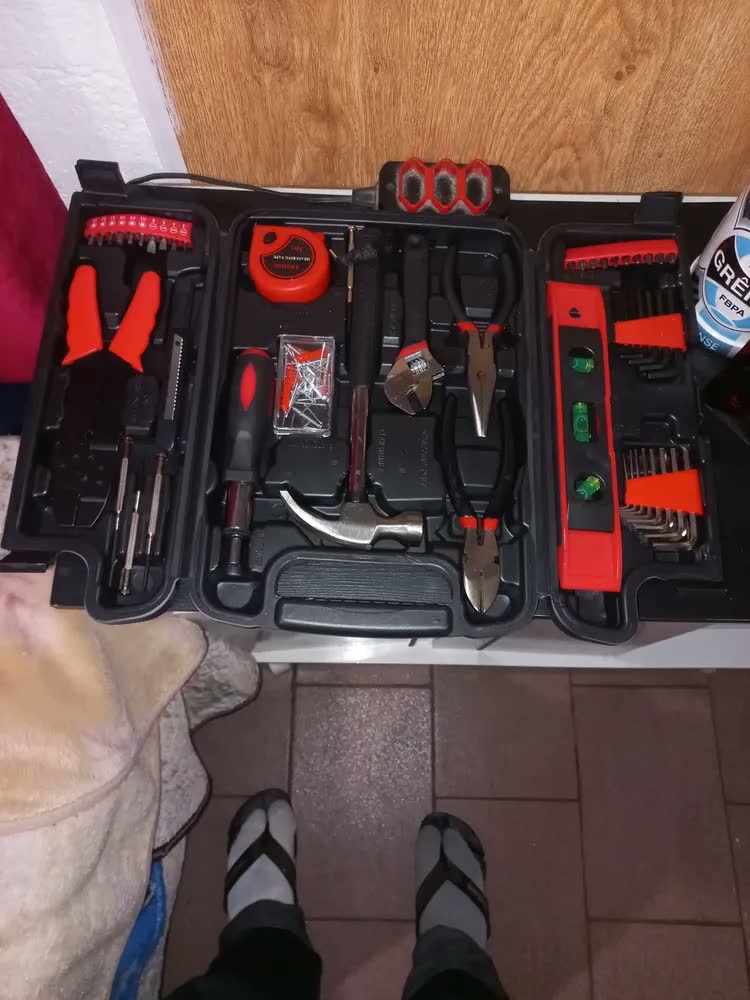 foto de Kit Jogo De Ferramentas Completa Com 129 Peças