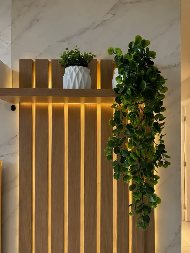 foto de Planta Folhagem artificial Kit com 2 Vaso Pendente Costela de Adão Decorativo Sala