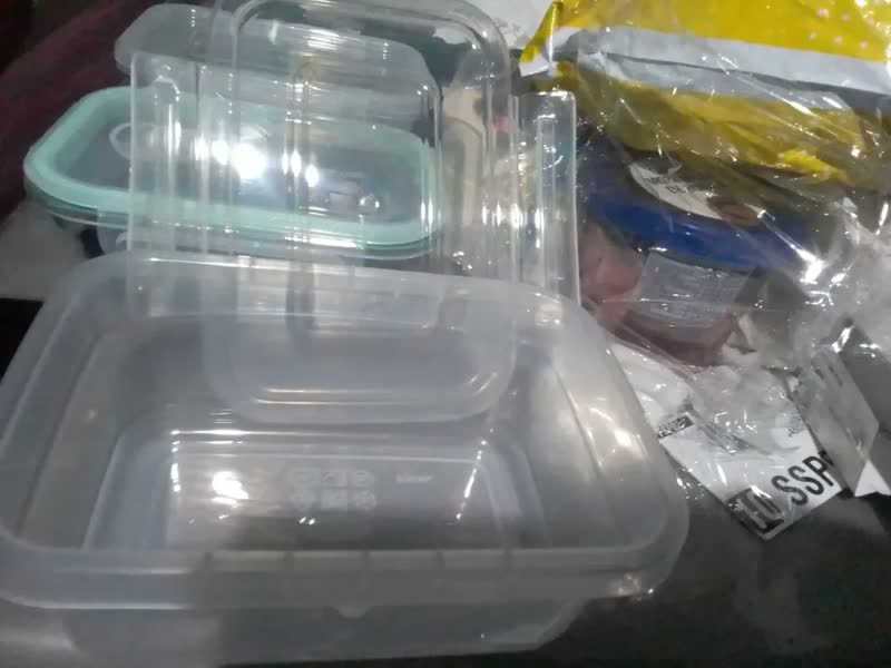foto de Kit 10 Potes 800ml Marmitas Trava Lateral Freezer Transparente