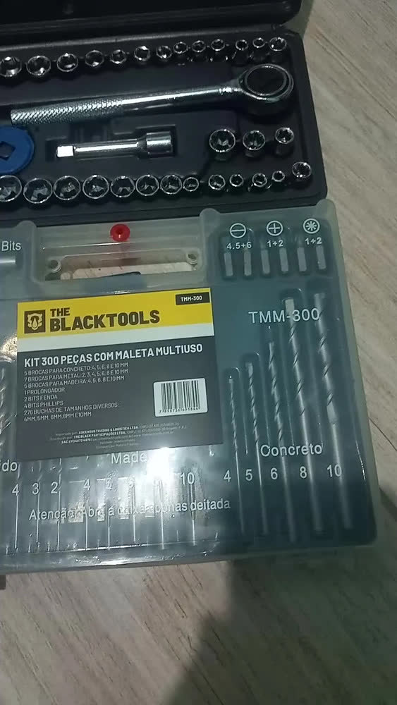 foto de Parafusadeira E Furadeira A Bateria Bosch Gsr 1000 Smart Maleta Com Kit Brocas E Soquetes Profissional 340 Peças