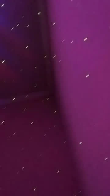foto de Luminária Astronauta Lua Galáxa Estrela Led Bluetooth Efeitos Coloridos Caixa de Som Integrado 360° Ajustável Controle Remoto Perfeito para Dormir Luminaria de Mesa