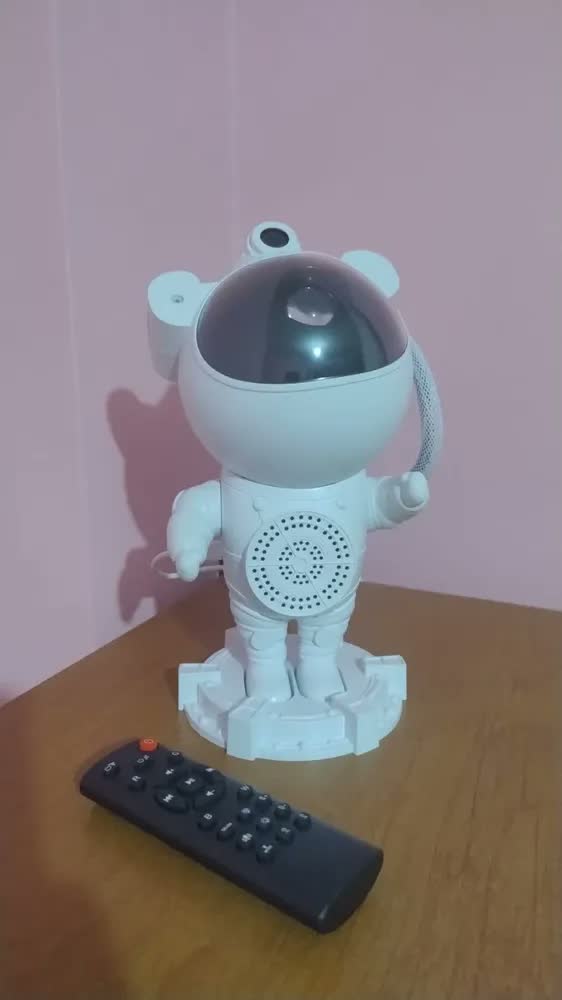 foto de Luminária Astronauta Lua Galáxa Estrela Led Bluetooth Efeitos Coloridos Caixa de Som Integrado 360° Ajustável Controle Remoto Perfeito para Dormir Luminaria de Mesa