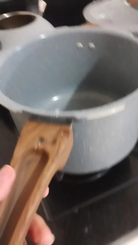 foto de Panela Pressão 4,2l Indução Cerâmica 4 Válvulas Segurança Cor Creme