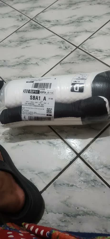 foto de Travesseiro Ortopédico NovoSono para Apoio Cervical, com Espuma Viscoelástica e Capa Lavável