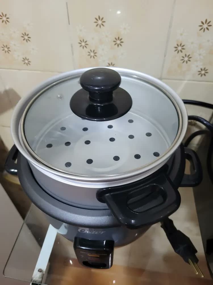 foto de Panela Elétrica De Arroz 0,6l Oster Grafite Oster
