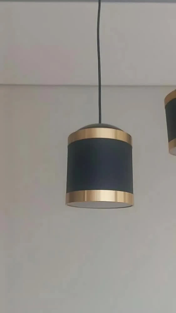 foto de Lustre Sala de Jantar Moderno LED 3 Cores Luminária de Teto para Sala Quarto Lustre para Sala e Quarto Preto