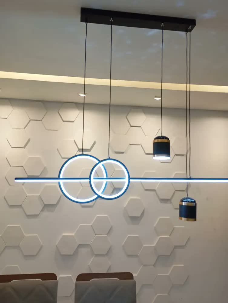 foto de Lustre Sala de Jantar Moderno LED 3 Cores Luminária de Teto para Sala Quarto Lustre para Sala e Quarto Preto