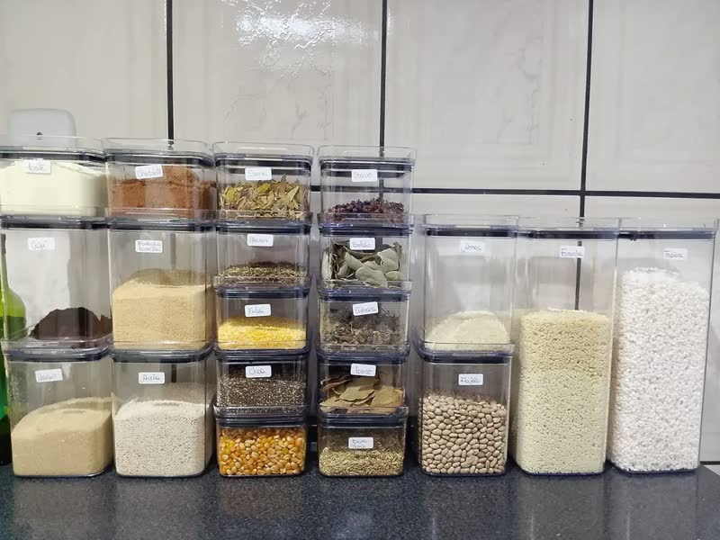 foto de Kit 20 Potes Porta Mantimento Herméticos 2,3litros 1,1litro 500ml Acrílico Empilhável Transparência Cristal Livre de BPA