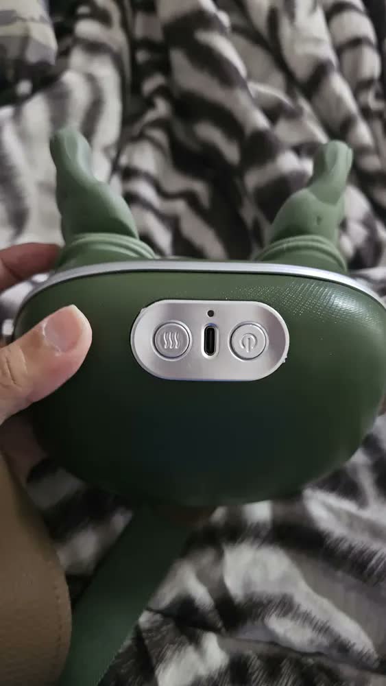 foto de Massageador Maozinha Pescoço Elétrico Com Aquecimento Ombros Lombar Costas Cervical Portátil Recarregável USB-C Massagem Profunda Tedy cc