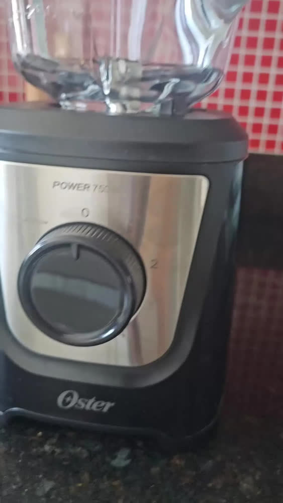 foto de Liquidificador Oster OLIQ510