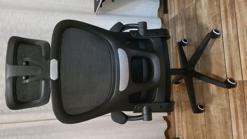 foto de Cadeira Escritório Ergonômica Supreme Ergon ARTYAN Confortável Estofado Mesh Com Suporte Lombar + Mouse Pad (Desk Pad)