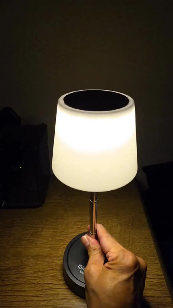 foto de Abajur De Mesa Touch Luminária Led Preto Recarregável Luz Aconchegante Quarto Sala Decoração Leitura Estudo Escritório Sem Fio Cúpula Altura Ajustável Lâmpada Amarela Cabeceira Moderna Bivolt UGGLA