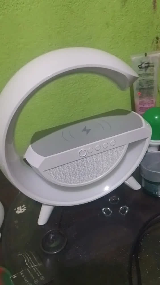 foto de Luminária de Mesa G-speaker Led Rgb Com Carregador Indução 15w Caixa De Som Bluetooth Usb Bivolt Abajur Quarto Multifuncional Radio Fm Bateria Recarregável Vison Special Tissue