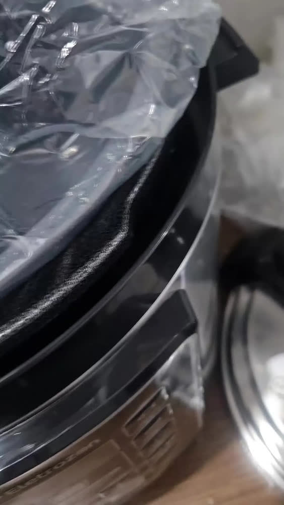 foto de Panela De Pressão Elétrica Eletrozon 6 Litros Desligamento Cor Prateado