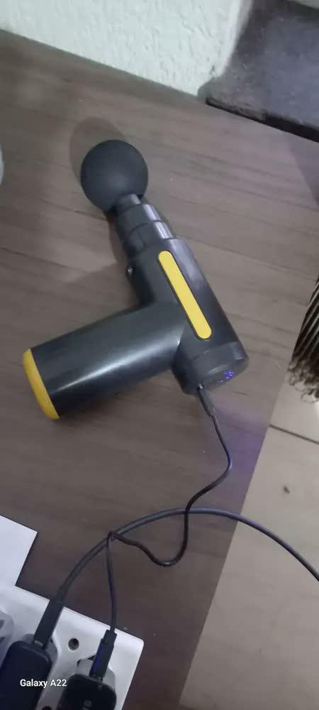 foto de Massageador Pistola Elétrica Profissional Muscular Portátil Aparelho Fisioterapia Liberação Corporal 6 Velocidades 4 Cabeças Recuperação Muscular Alivio Relaxamento - Remx Shop