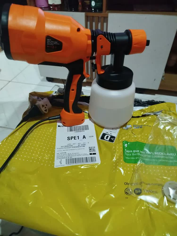 foto de Pistola De Pintura Pulverizadora Hvlp Portátil 1.1l 650w Amarelo/preto
