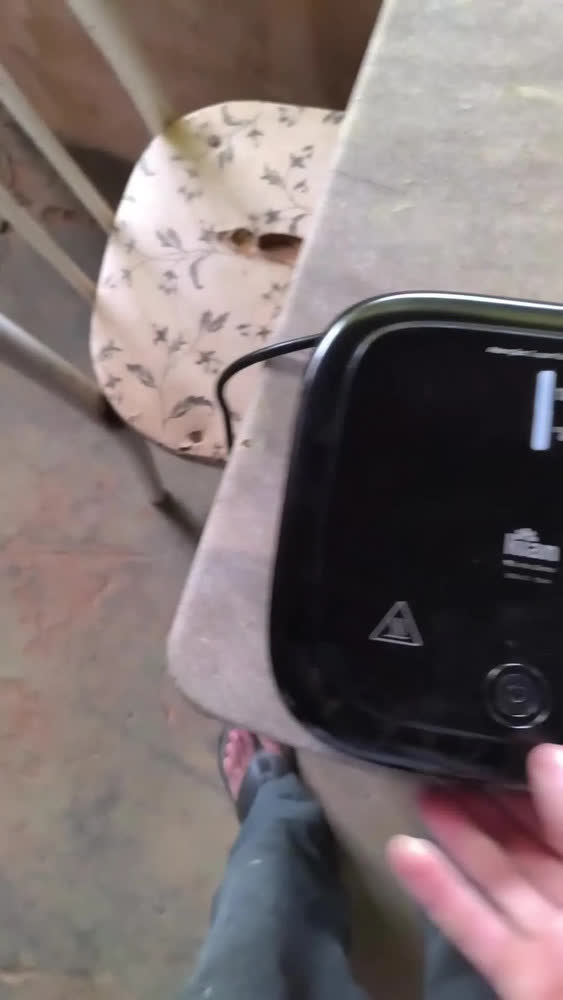 foto de Sanduicheira e Grill Kian Antiaderente 750W para 2 Sanduíches