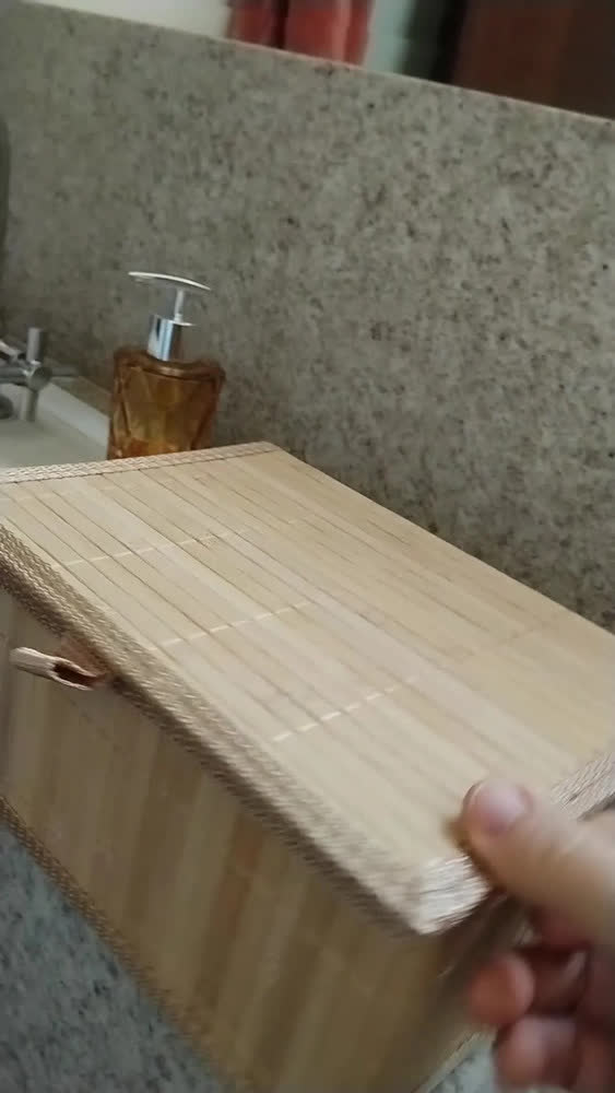 foto de Cestos Caixa Organizadora De Bambu 24x18 Com Tampa E Forro P Bambu