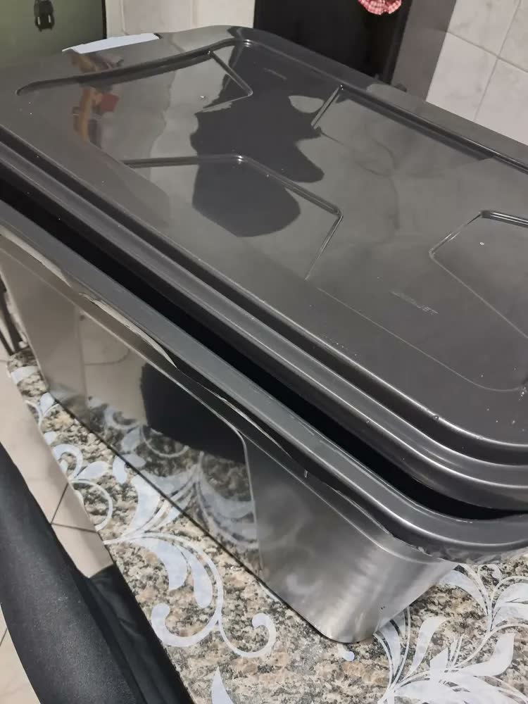 foto de Caixa Organizadora Multiuso Plástica 56 Litros Com Tampa Preto