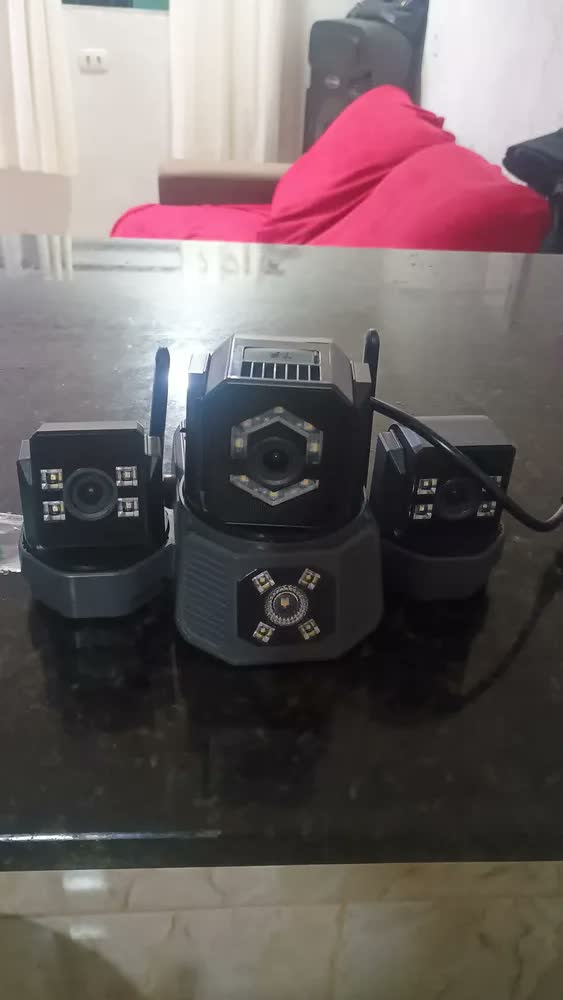 foto de Daoyee Câmera De Segurança Wifi Profissional 3 Lentes Preto 1080P