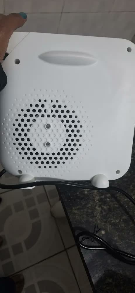 foto de Aquecedor De Ar Elétrico Portátil Hilife Branco 1500w/2000w Branco