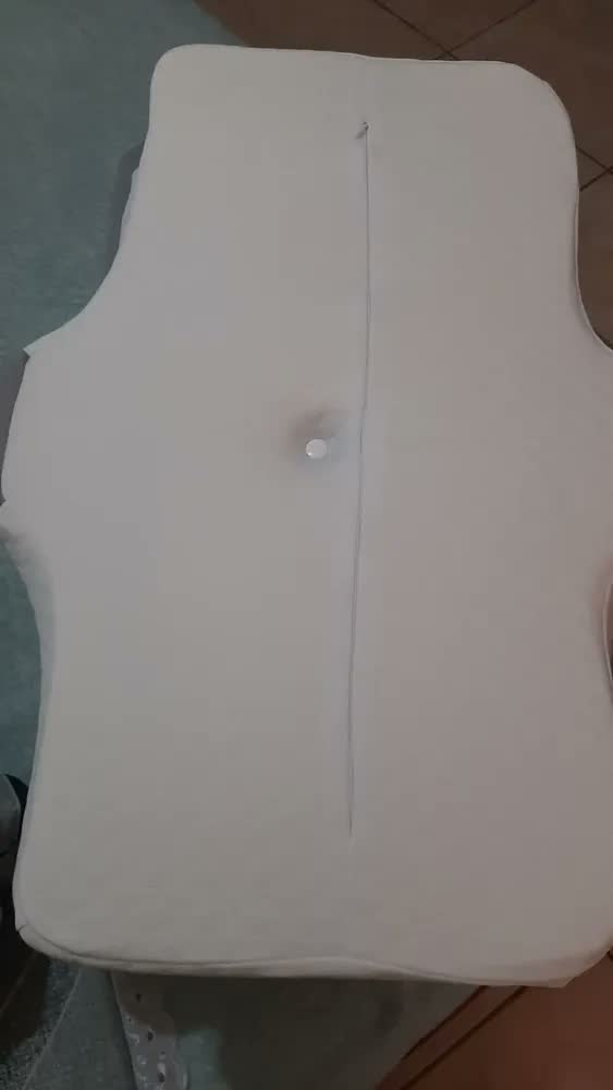 foto de Travesseiro Ortopedico E Cervical Confortavel Lado Borboleta Cinza-escuro